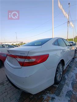 هيونداي أزيرا